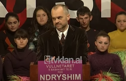 Takimi me vullnetarët e PS në Rrëshen, Rama: Të ndahemi nga politika e zvarritjes &#8211; (26 Mars 2009)