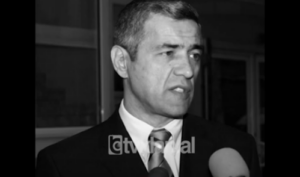 Ministri serb Ivanoviç: Kurrë nuk do të kërkojmë leje për të hyrë në Kosovë &#8211; (9 Mars 2009)