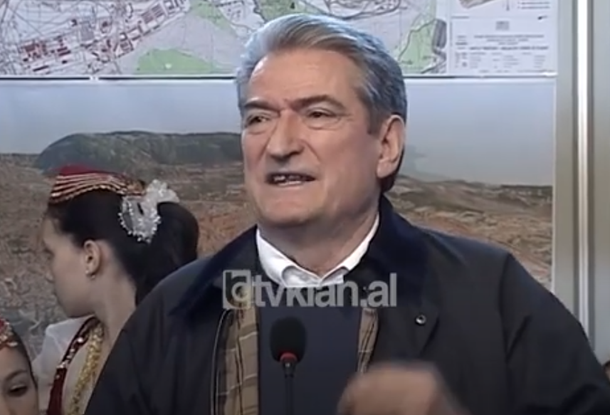 Kryeministri Sali Berisha në Elbasan për festën e Ditës së Verës &#8211; (14 Mars 2009)