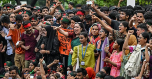 Protestat në Bangladesh, jep dorëheqjen kryeministrja