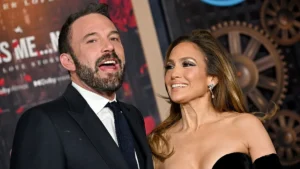 Lopez sillej si të ishte e ëma e Affleck-ut, çfarë thonë mediat për ndarjen