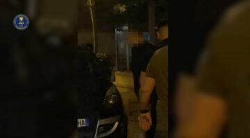 Durrës/ I mori biznesmenit 10 mijë Euro përmes shantazhit, AMP arreston kryekomisarin