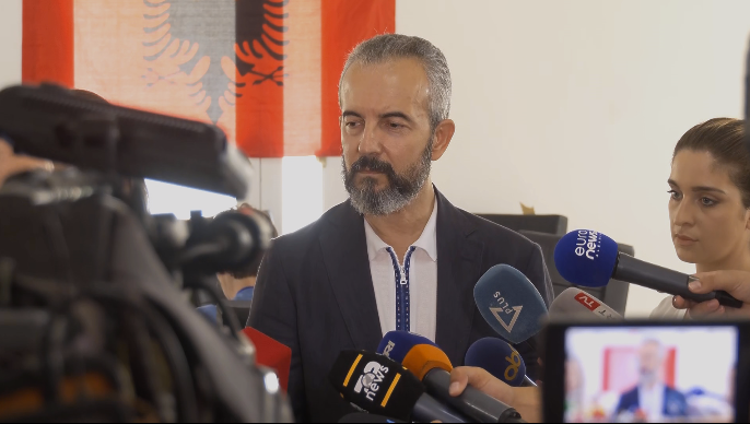 &#8220;6 mijë zgjedhës në Himarë me ID të skaduara&#8221;, Celibashi: Nuk është përgjegjësi e KQZ-së privimi nga e drejta për të votuar