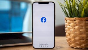 Ndryshoi ikonën e aplikacionit, Facebook u përgjigjet ankesave të përdoruesve