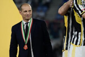 Start i dobët nga Milani, në “skenë” del trajneri Allegri