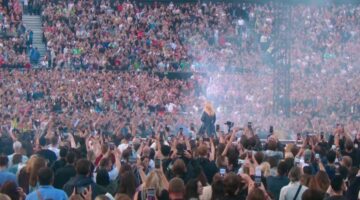 Adele dhuron një super koncert në Gjermani