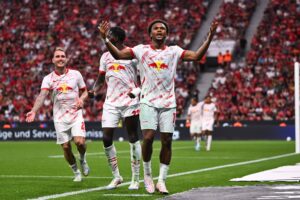 Leverkusen “thyhet” në Bundesligë, triumfon Leipzig