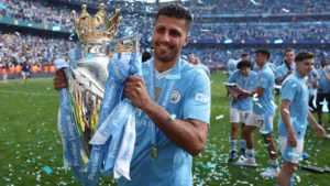 Dyfishim page, Manchester City përgatit rinovimin për Rodrin