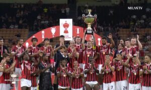 Milan fiton trofeun Berlusconi