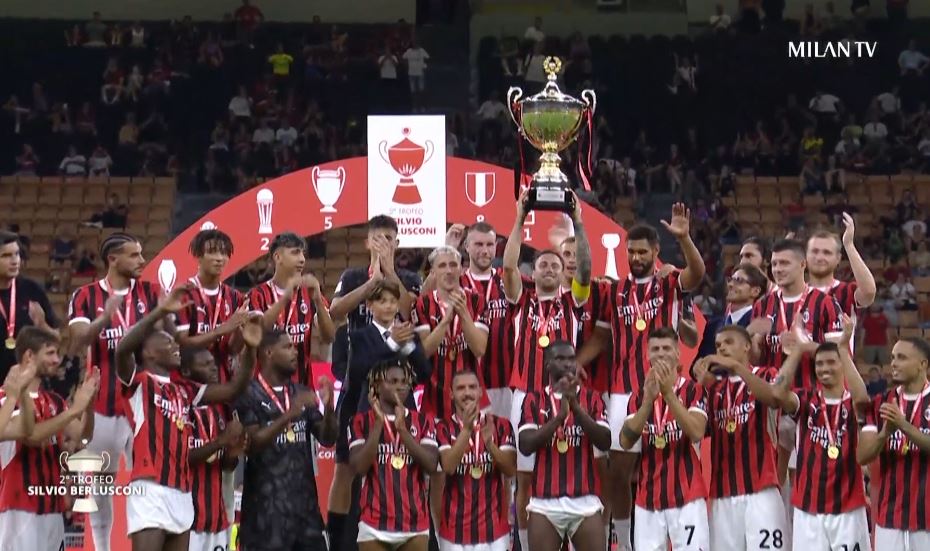 Milan fiton trofeun Berlusconi