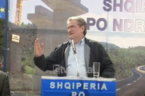 Turi “Shqipëria po ndryshon” Fier, Berisha: Varfëria, betejë e qeverisë-(13 Prill 2009)