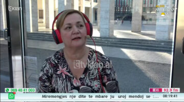 “S’duan të pengojnë fëmijët”, administratorja e azilit të të moshuarve: Ka disa që vijnë me dëshirë