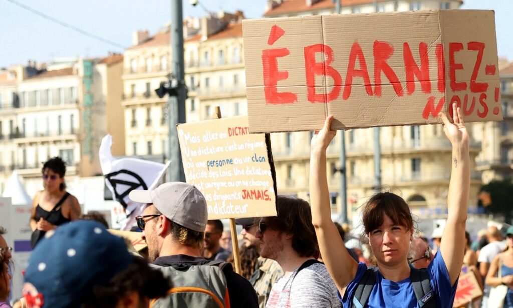 S&#8217;ka paqe në Francë! Protesta kundër kryeministrit të ri