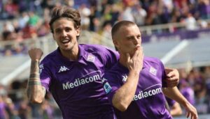 Dy penallti përmbysin rezultatin, Fiorentina mposht Lazion