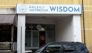 Qeveria mbyll Kolegjin Universitar “Wisdom”