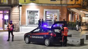 Policia italiane