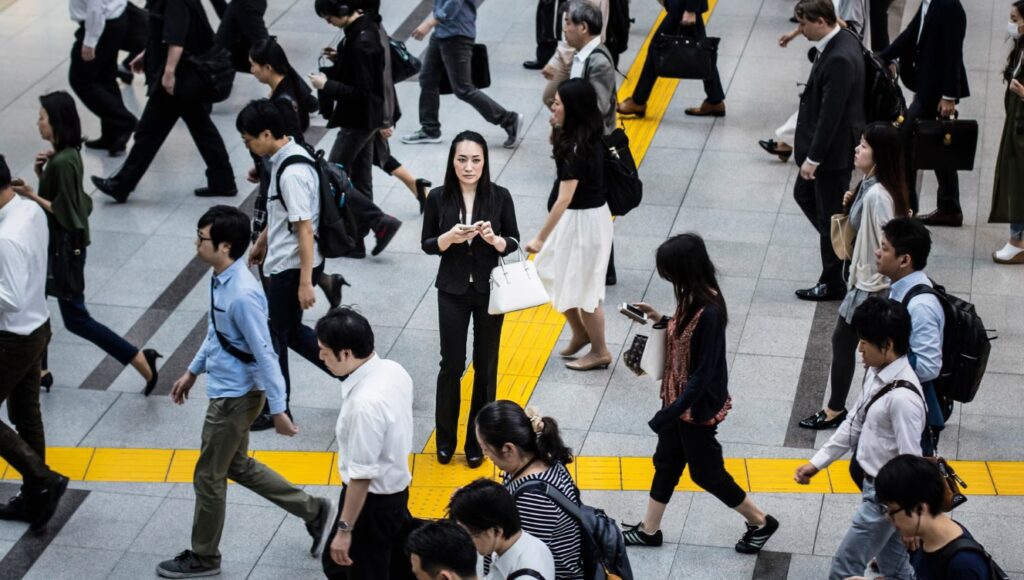 Japonia mbetet pas për barazinë gjinore, vetëm 13 gra janë në poste drejtuese në 1600 kompani