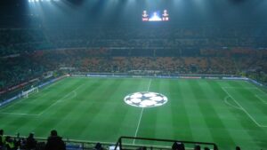 UEFA i heq finalen e Champions League stadiumit “San Siro”