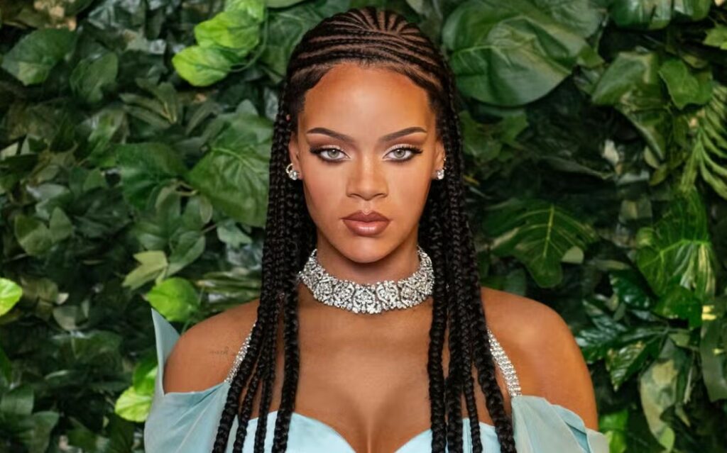 Një tjetër statujë prej dylli e Rihanna-s