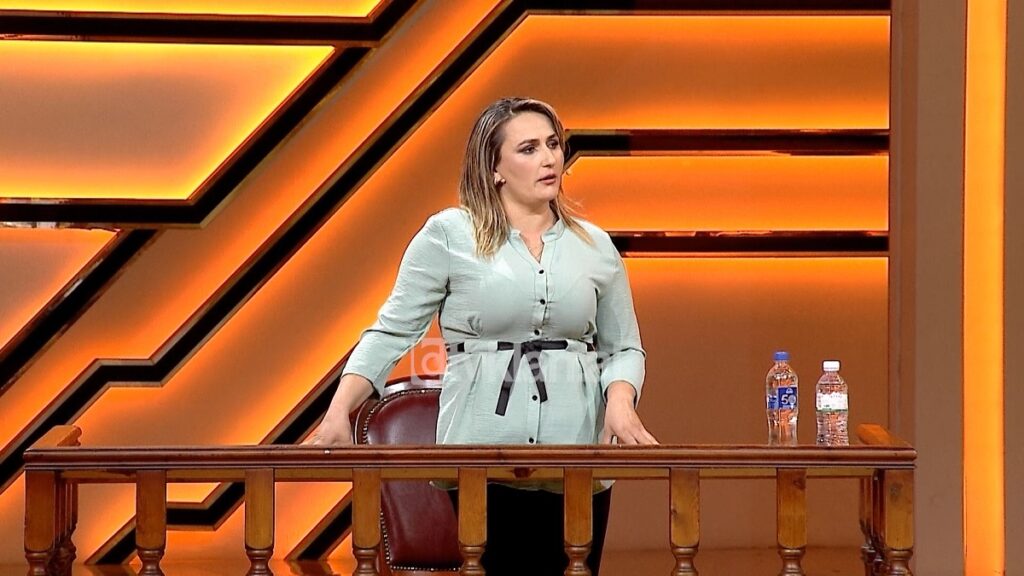 “Ke shkuar me djalin e tezes time!”/ Florenca akuzohet nga ish-burri: Thonë se fëmijën s’e kam me të