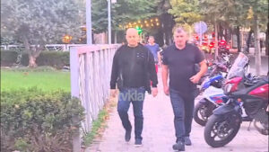 Vetëdorëzohet ish-kreu i Policisë së Lezhës, akuzohet nga SPAK për ndihmë të grupeve kriminale