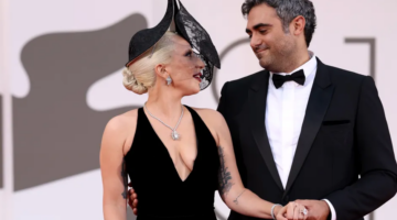 Lady Gaga shfaqet e dashuruar në tapetin e kuq