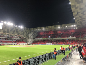 “Lumë tifozësh” në stadiumin ‘Air Albania’