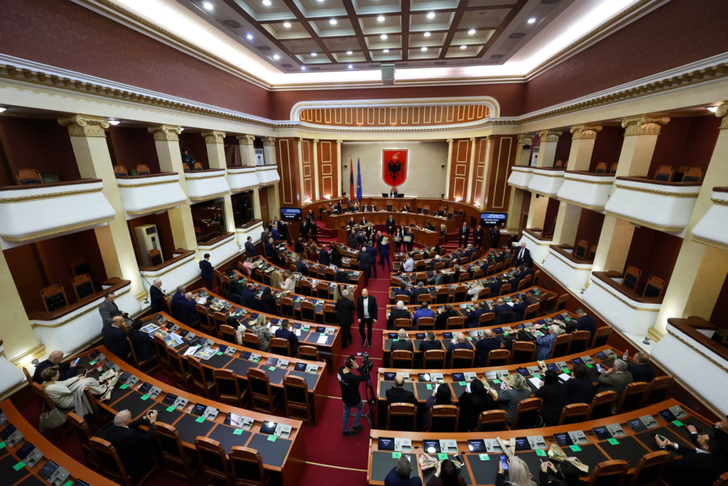 Nesër nis sesioni i ri parlamentar