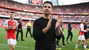 Mikel Arteta rinovon me Arsenalin