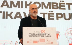 Edi Rama në Programin e Praktikave të Punës